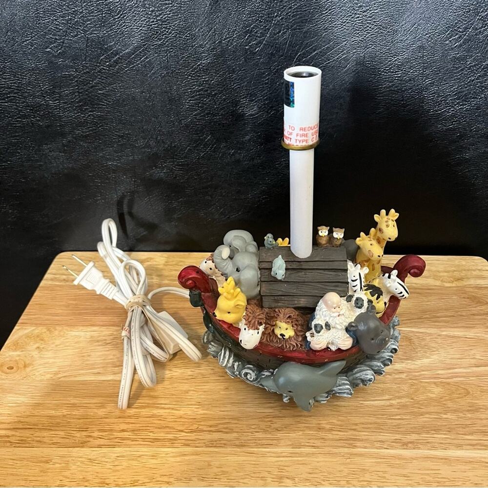 Noah’s Ark Lamp‎ Base